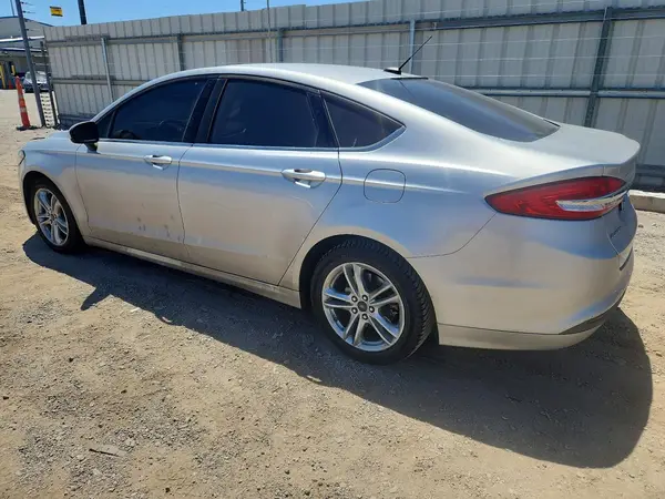 3FA6P0H70JR194950 2018 FORD FUSION - Image 2