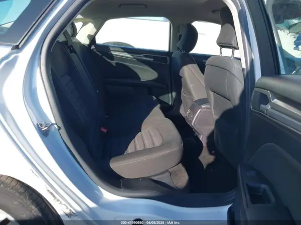 3FA6P0H70JR250014 2018 FORD FUSION - Image 8