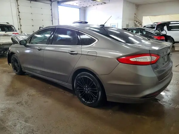 3FA6P0H70JR276404 2018 FORD FUSION - Image 2