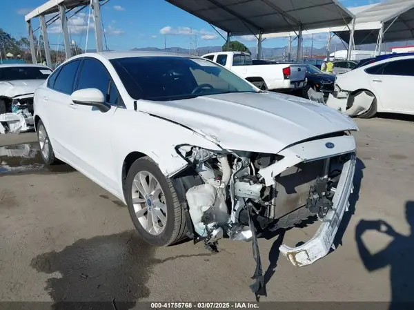 3FA6P0H70LR155746 2020 FORD FUSION - Image 1