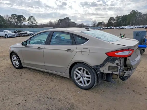 3FA6P0H71GR121112 2016 FORD FUSION - Image 2