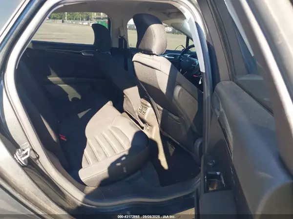 3FA6P0H71GR128755 2016 FORD FUSION - Image 8