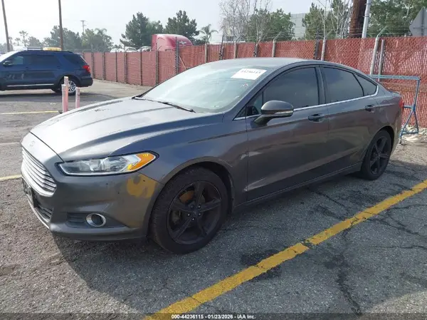3FA6P0H71GR215605 2016 FORD FUSION - Image 2
