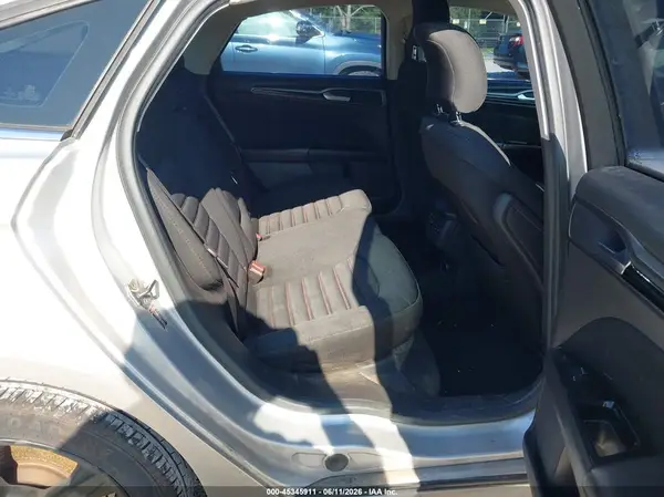 3FA6P0H71GR231240 2016 FORD FUSION - Image 8