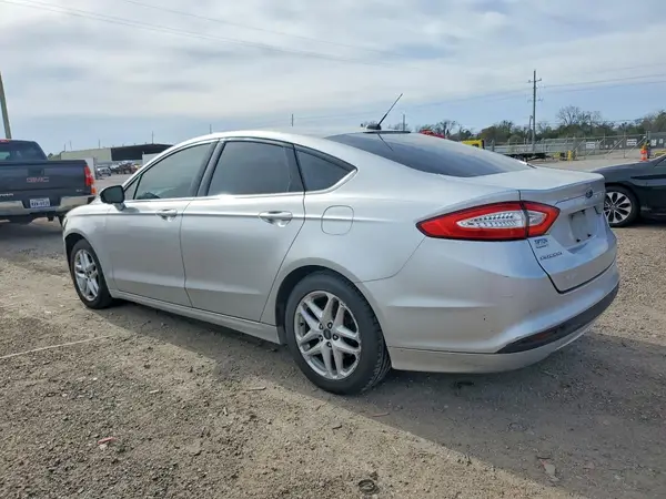 3FA6P0H71GR317132 2016 FORD FUSION - Image 2