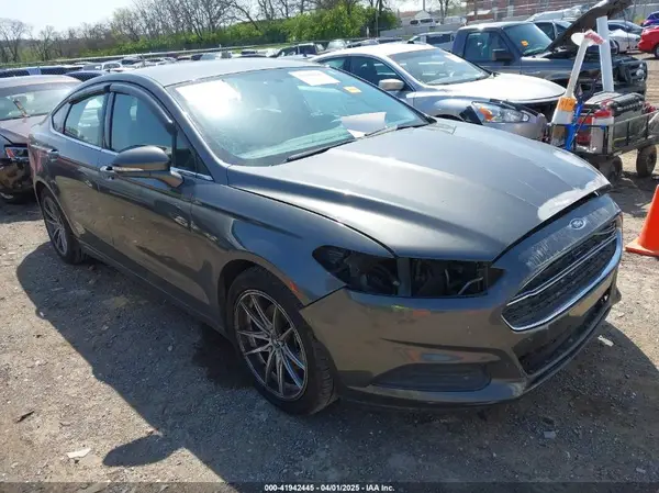 3FA6P0H71GR337560 2016 FORD FUSION - Image 1