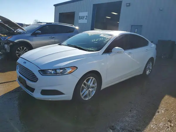 3FA6P0H71GR338921 2016 FORD FUSION - Image 1