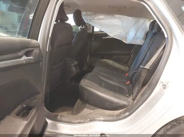 3FA6P0H71GR385270 2016 FORD FUSION - Image 8