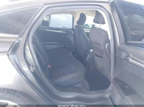 3FA6P0H71GR387648 2016 FORD FUSION - Image 8