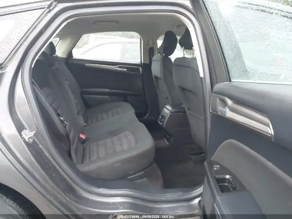 3FA6P0H71HR109186 2017 FORD FUSION - Image 8