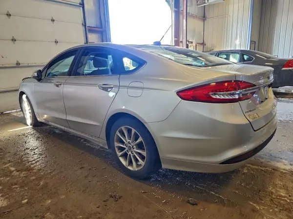 3FA6P0H71HR111455 2017 FORD FUSION - Image 2