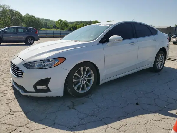 3FA6P0H71HR113111 2017 FORD FUSION - Image 1