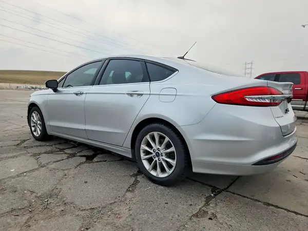 3FA6P0H71HR117871 2017 FORD FUSION - Image 2