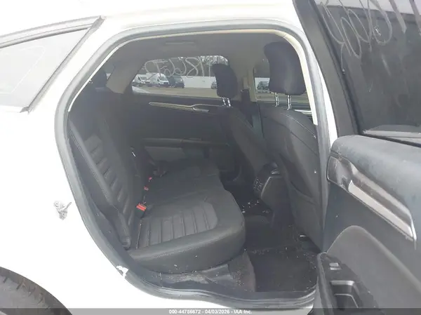 3FA6P0H71HR126120 2017 FORD FUSION - Image 8