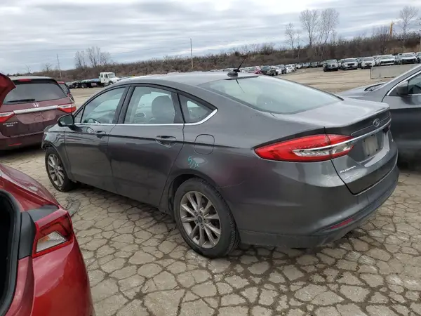 3FA6P0H71HR136940 2017 FORD FUSION - Image 2