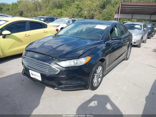 3FA6P0H71HR142205 2017 FORD FUSION - Image 2