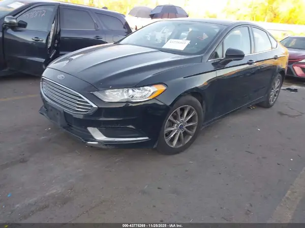 3FA6P0H71HR142804 2017 FORD FUSION - Image 2