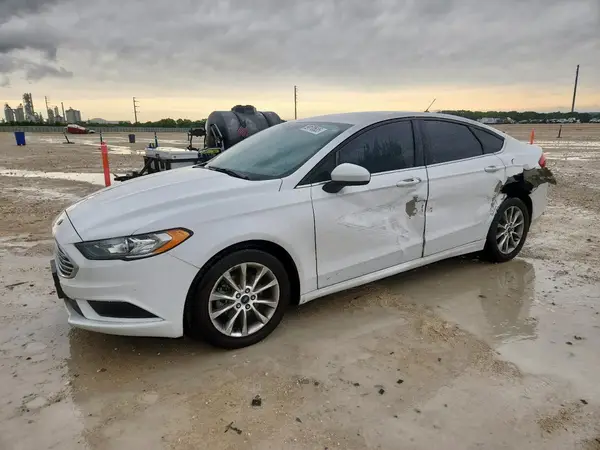 3FA6P0H71HR150238 2017 FORD FUSION - Image 1