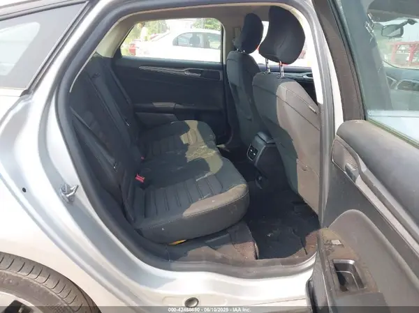 3FA6P0H71HR160106 2017 FORD FUSION - Image 8