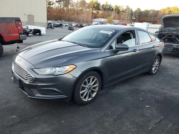 3FA6P0H71HR173194 2017 FORD FUSION - Image 1