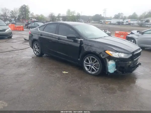 3FA6P0H71HR175852 2017 FORD FUSION - Image 1