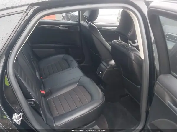 3FA6P0H71HR175852 2017 FORD FUSION - Image 8