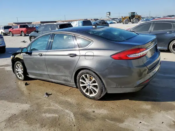 3FA6P0H71HR201902 2017 FORD FUSION - Image 2