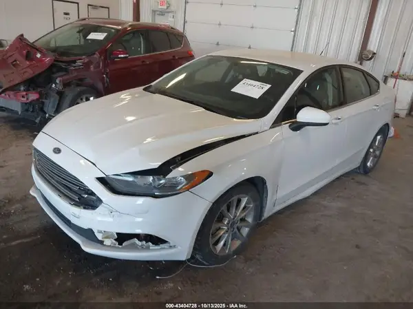 3FA6P0H71HR205559 2017 FORD FUSION - Image 2