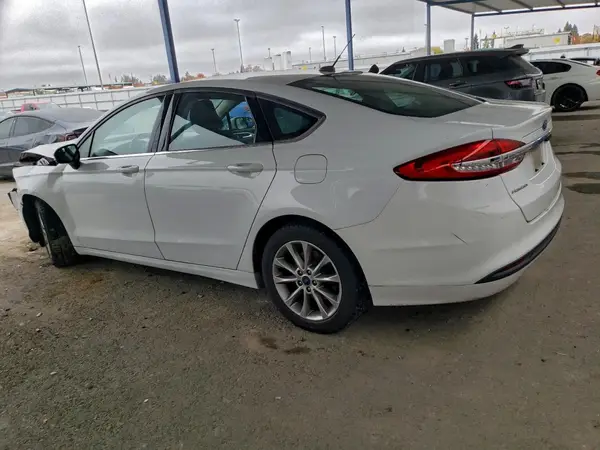 3FA6P0H71HR207747 2017 FORD FUSION - Image 2