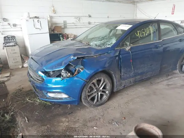 3FA6P0H71HR215279 2017 FORD FUSION - Image 2
