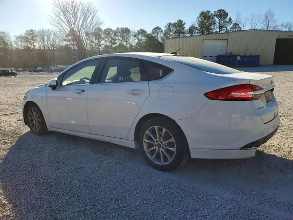 3FA6P0H71HR225472 2017 FORD FUSION - Image 2
