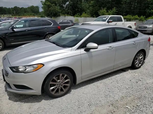 3FA6P0H71HR260335 2017 FORD FUSION - Image 1