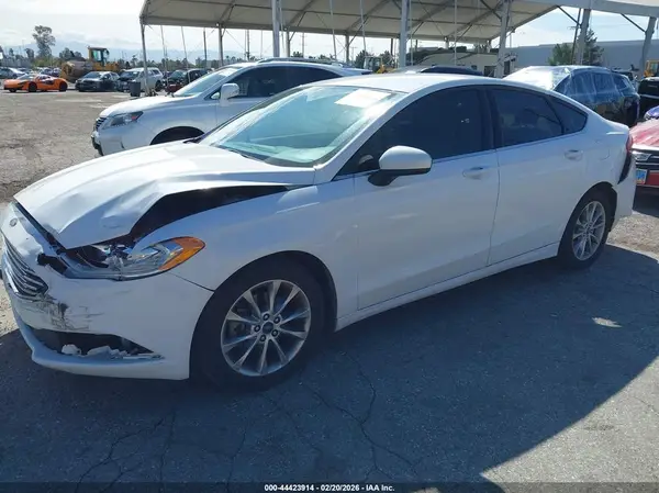 3FA6P0H71HR322302 2017 FORD FUSION - Image 2