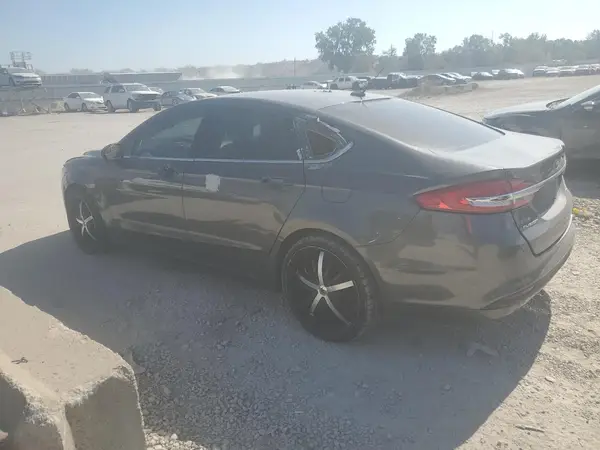 3FA6P0H71HR344400 2017 FORD FUSION - Image 2