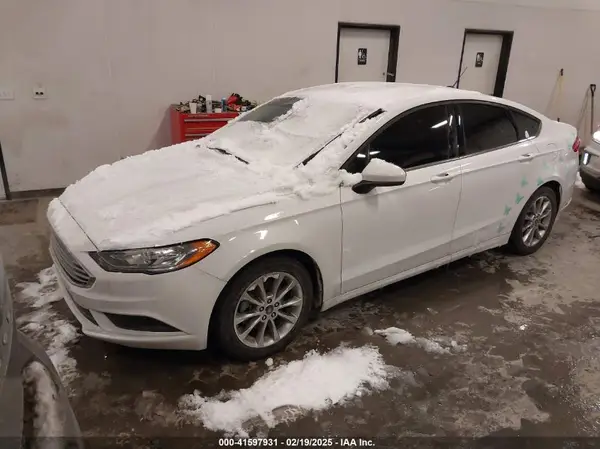 3FA6P0H71HR346924 2017 FORD FUSION - Image 2