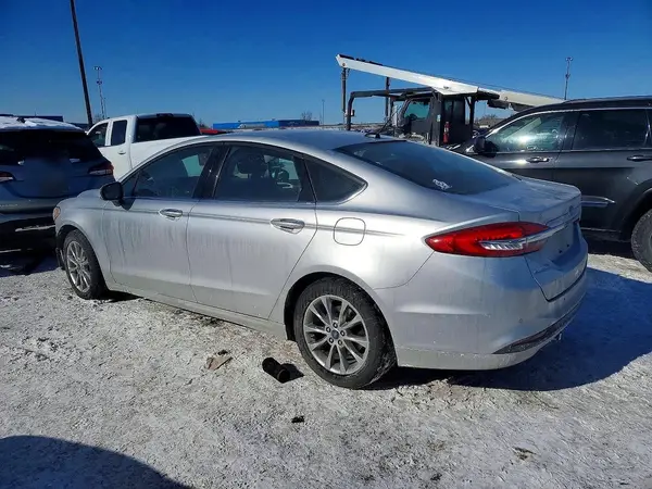 3FA6P0H71HR348673 2017 FORD FUSION - Image 2