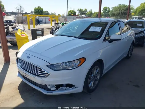 3FA6P0H71HR356059 2017 FORD FUSION - Image 2
