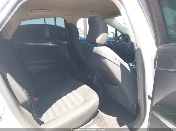 3FA6P0H71HR356059 2017 FORD FUSION - Image 8