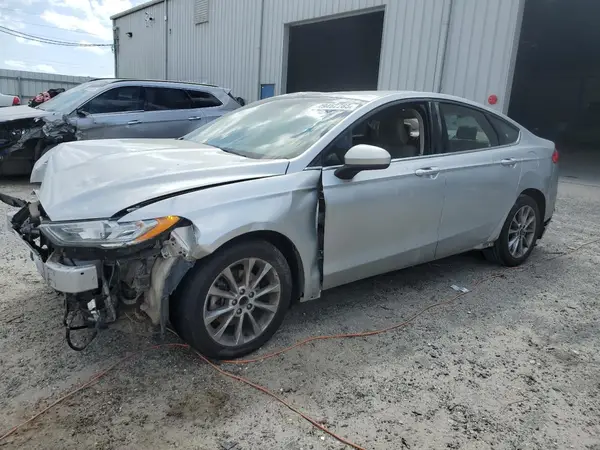 3FA6P0H71HR359317 2017 FORD FUSION - Image 1