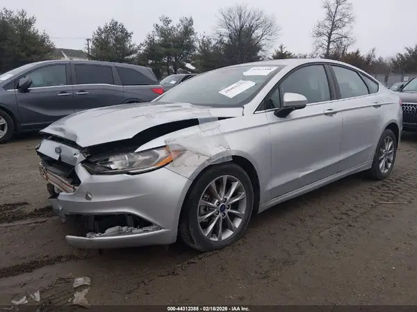 3FA6P0H71HR377316 2017 FORD FUSION - Image 2