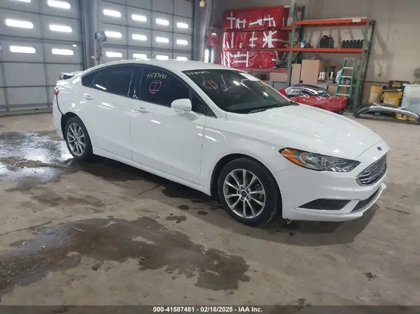 3FA6P0H71HR378708 2017 FORD FUSION - Image 1