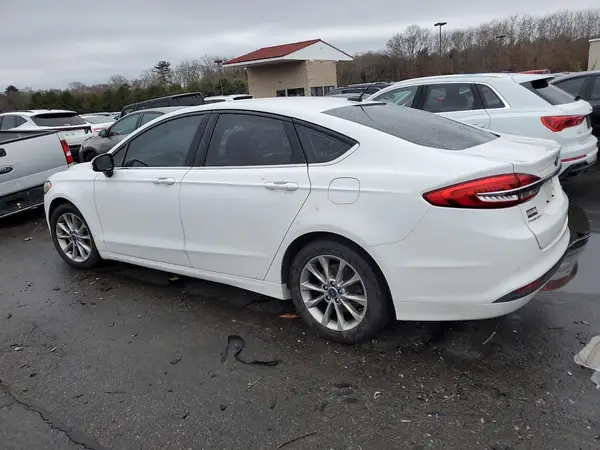 3FA6P0H71HR390129 2017 FORD FUSION - Image 2