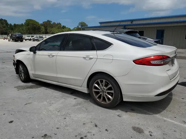 3FA6P0H71HR402957 2017 FORD FUSION - Image 2