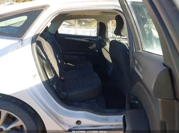 3FA6P0H71HR404367 2017 FORD FUSION - Image 8