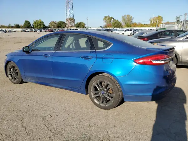 3FA6P0H71JR107704 2018 FORD FUSION - Image 2