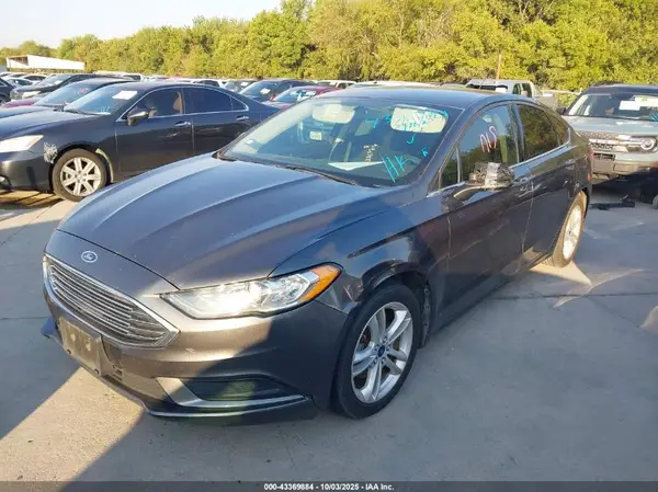 3FA6P0H71JR125023 2018 FORD FUSION - Image 2