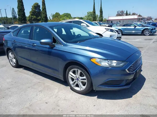 3FA6P0H71JR140685 2018 FORD FUSION - Image 1