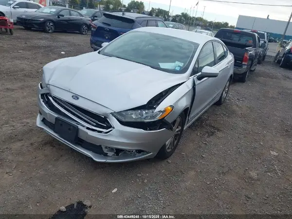 3FA6P0H71JR185478 2018 FORD FUSION - Image 2