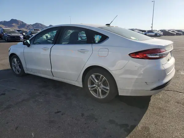 3FA6P0H71JR191880 2018 FORD FUSION - Image 2