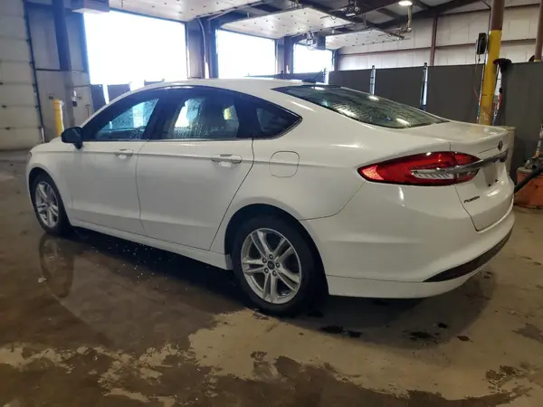 3FA6P0H71JR197792 2018 FORD FUSION - Image 2